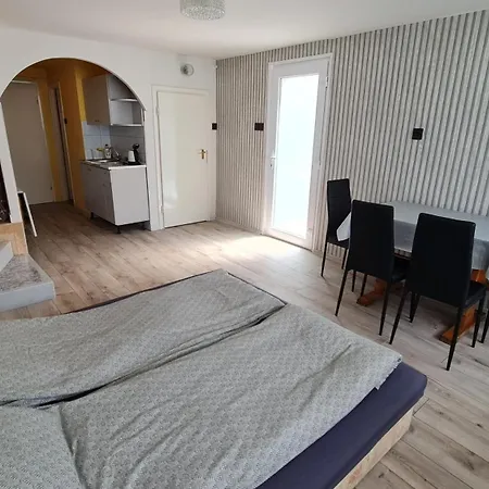 Dami Apartment